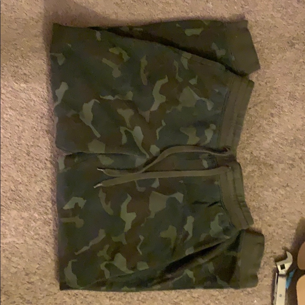 Camo jogger
